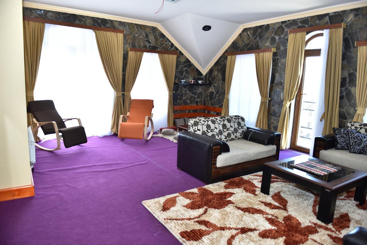 Inci Design Hotel & Hostel Şǝki Екстериор снимка
