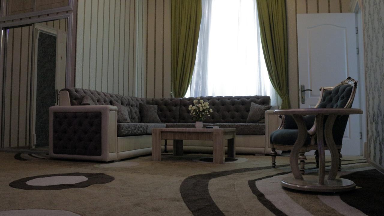 Inci Design Hotel & Hostel Şǝki Екстериор снимка